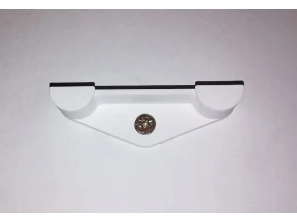 Canvas Hanger