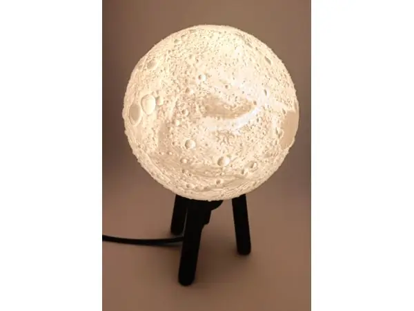 Hybrid Hanging/Desk Vesta Lamp