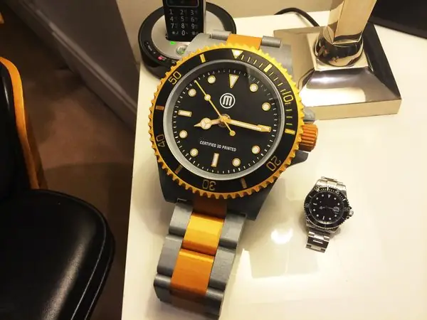 Large scale Divers watch desk clock