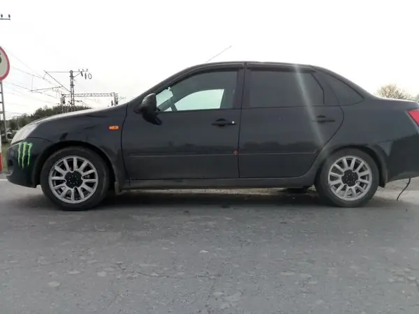 Lada Granta original wheel disk cap