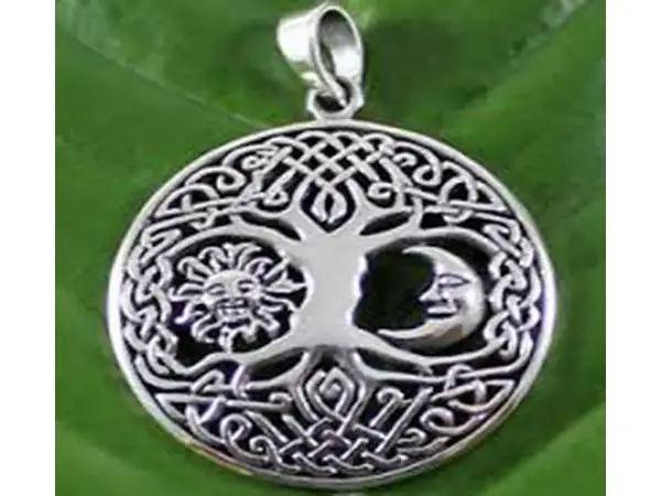 Pendant tree of Life