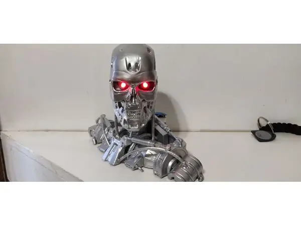 T-800 Bust