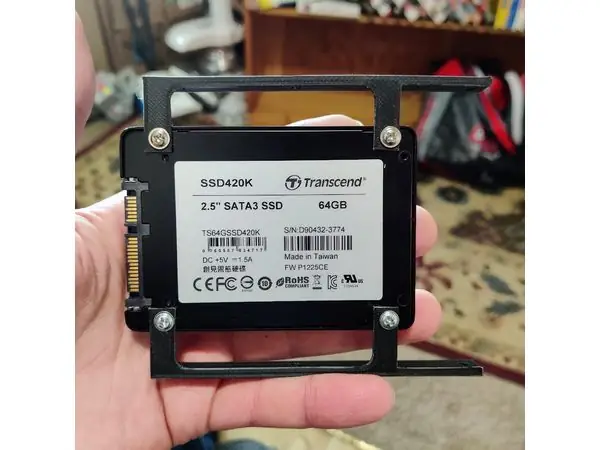 3.5" Drive Bay adapter for 2.5" Drives