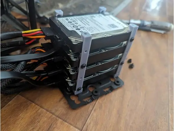 15mm 2.5" HDD rack w/ feet