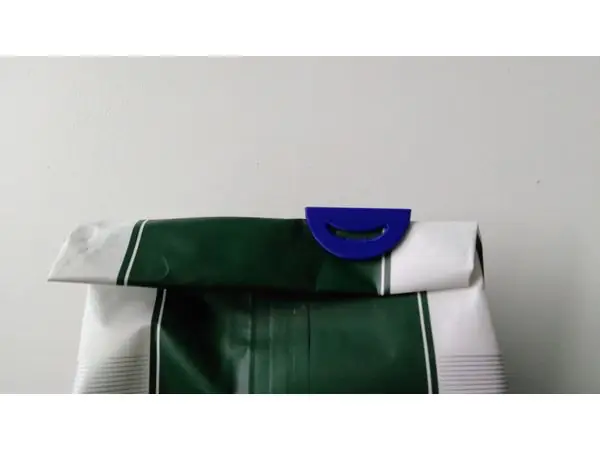 Smile Clip for Packages