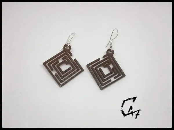 Rhomb Labyrinth Earring