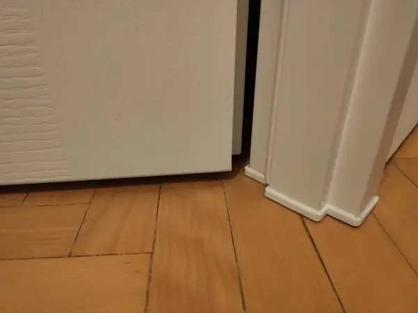 Podstawka pod ościeżnicę / stopa ościeżnicy