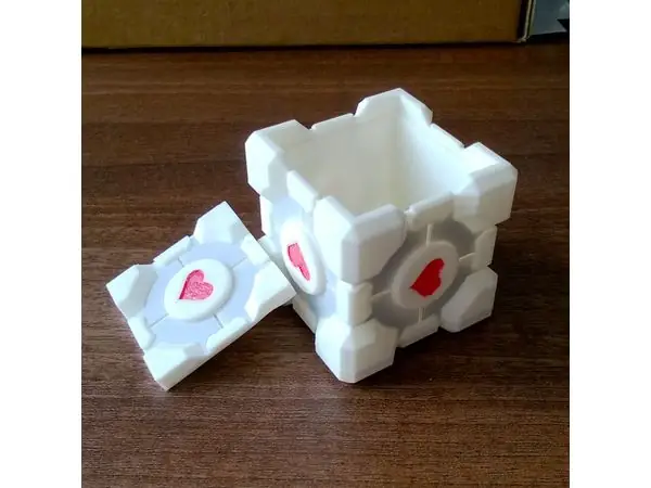 Weighted Companion Cube Box