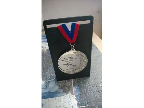 Medal holder