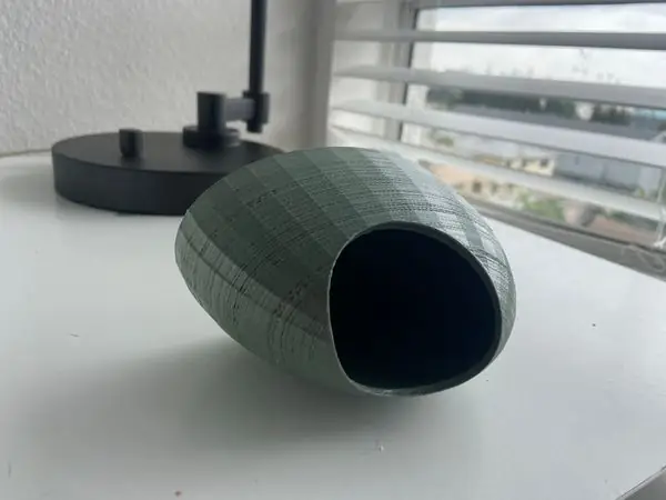 Magnetic Reptile Hide