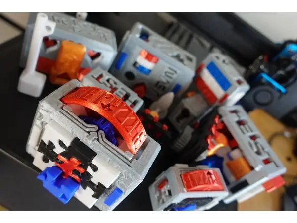 The Puzzle - A Mechanical 100%-3D Printed Puzzle Box