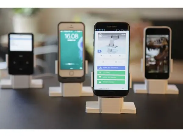 Customizable Universal Charging Dock
