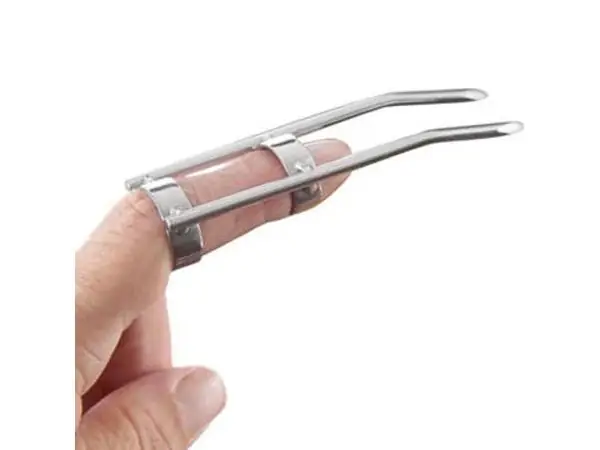 Finger Cat Scratcher