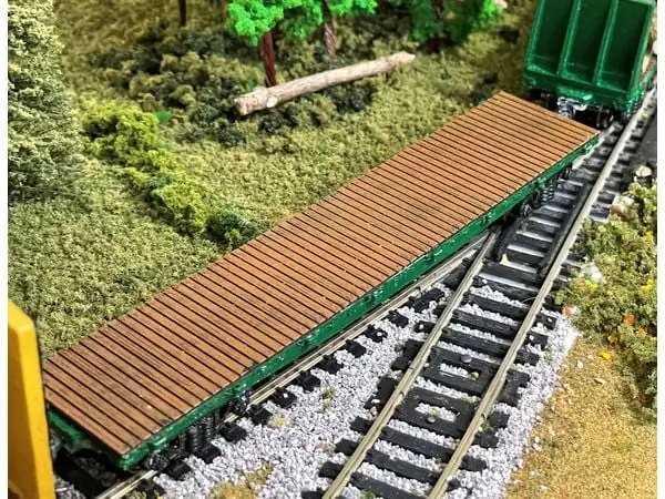 HO Scale 45ft Flatbed train car