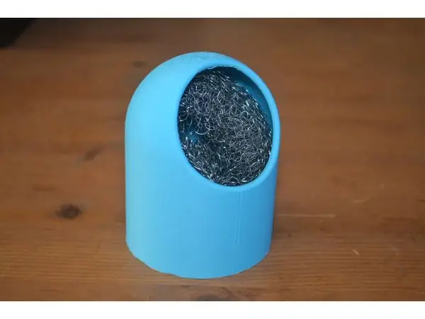 Brillo pad for cleaning soldering iron