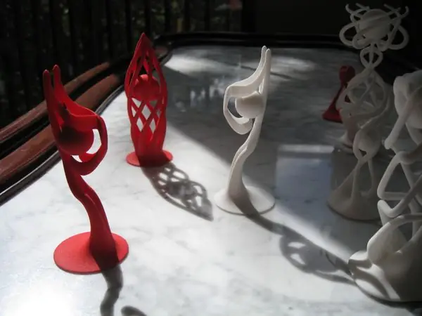 Zeycus' Abstract Chess Set