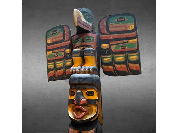 Totem Pole - Giant-Cannibal