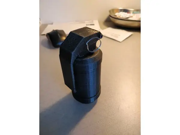 Dummy Grenade with Treath