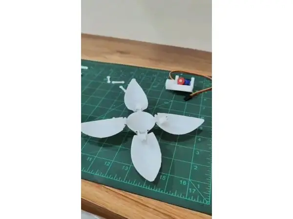Mechanical Blooming Flower with servo motor