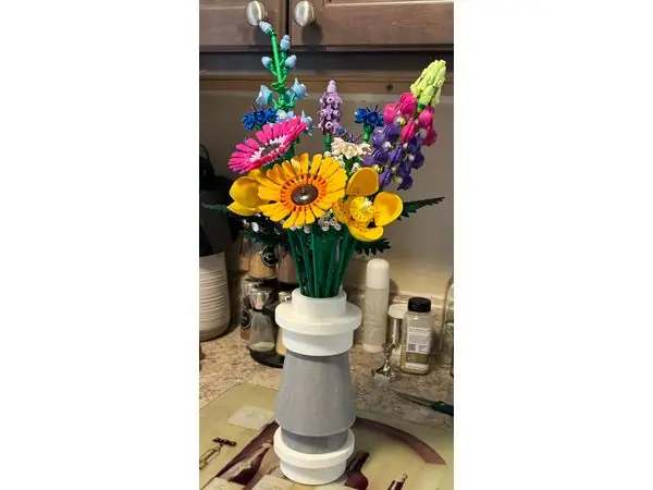 Vase for LEGO Flowers