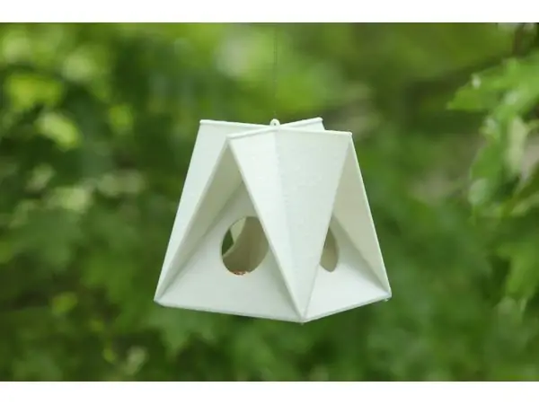 A-FRAME Bird feeder
