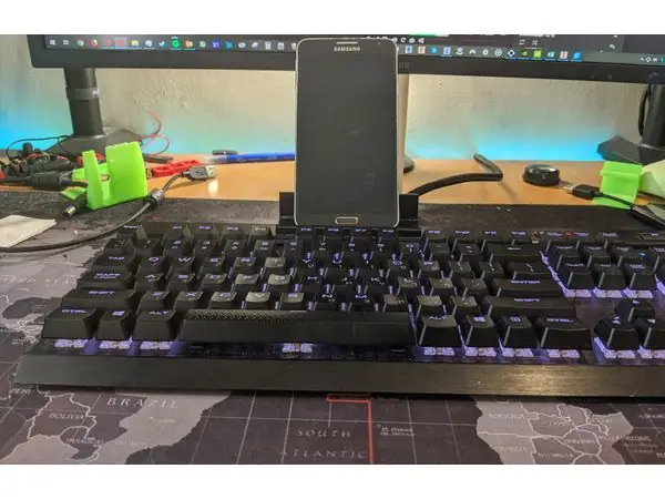 Corsair K70 keyboard snap phone stand