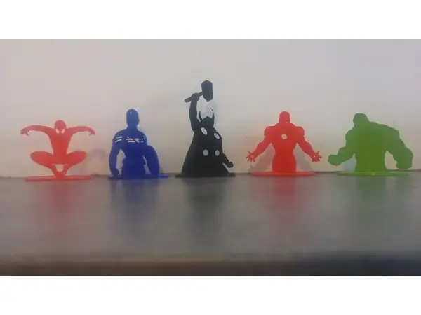 Avengers 2D Figurines