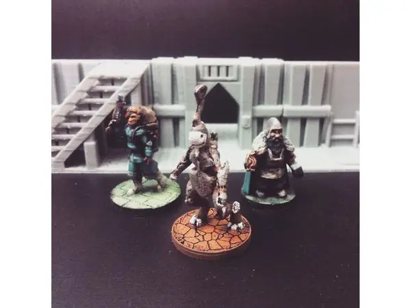 Sonorian Adventurer, 28mm Miniature