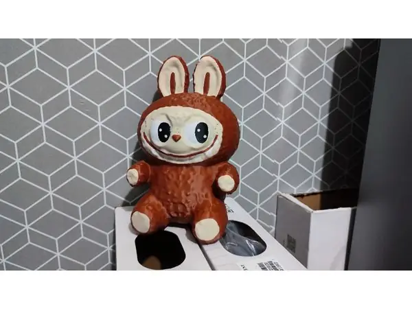 Labubu brown