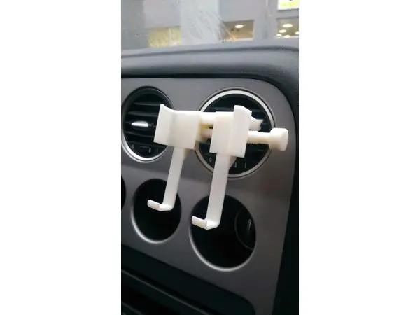 Adjustable car phone holder