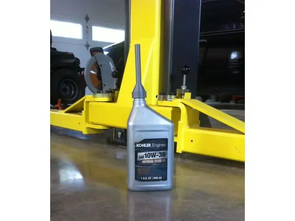 Quart Oil Can Screw-On Funnel