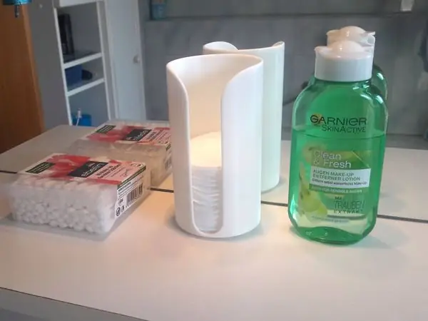 Cotton Pad Holder (With Feet)