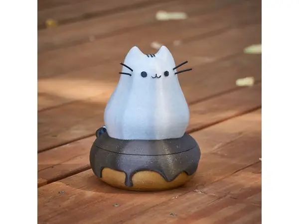 Pusheen on a Donut
