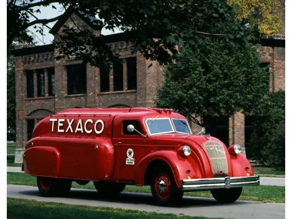 Dodge Airflow Texaco Tanker 1939