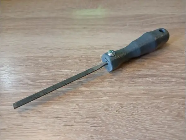 Needle file holder with ergonomic handle