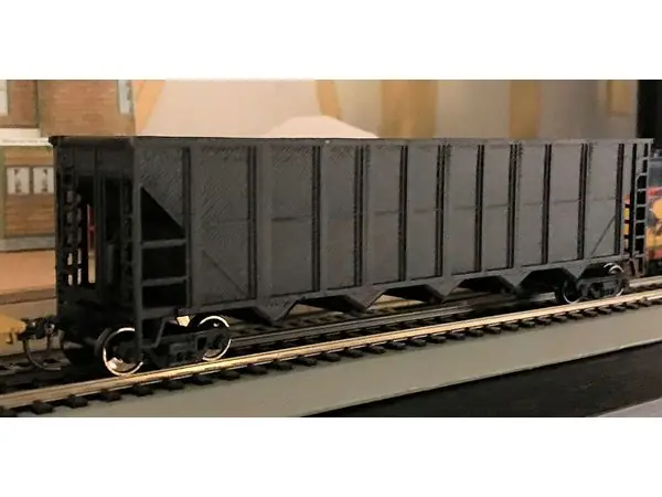 Hopper Car (HO SCALE) With 3 Loads