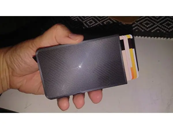 Minimalistic Card Holder Wallet