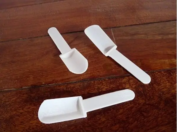 Sugar spoon