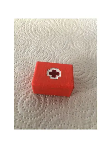 First Aid kit scale 1/10