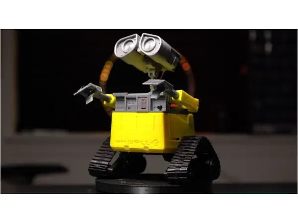 Baby Wall-E (Fully Functional)