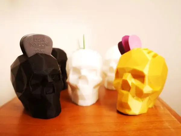 Guitar Pick Holder - Low Poly Skull remix