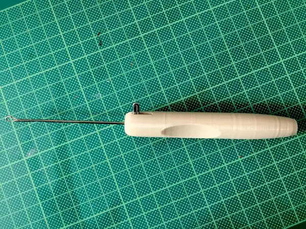 Latch Tool Needle Holder for Knitting Machine