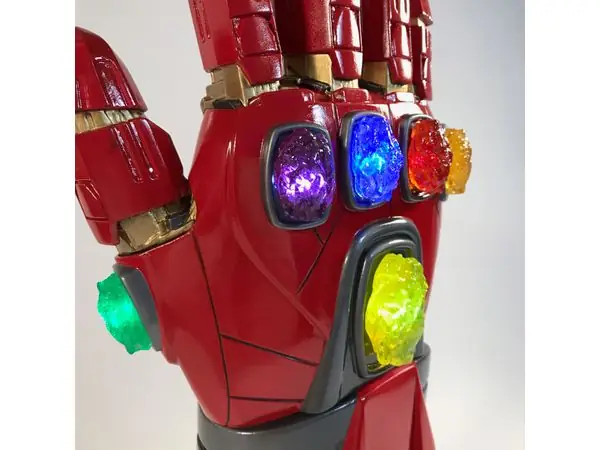 Avengers Endgame - The Stark Nano Gauntlet