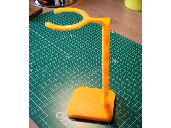 Stand for doll