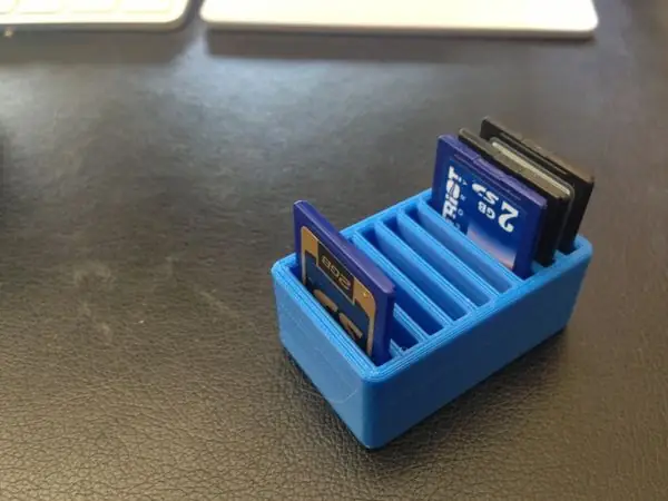 SD card holder
