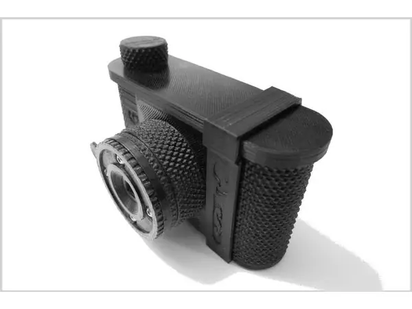 P6*6 120 Pinhole Camera
