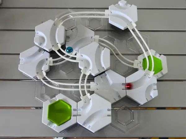Curved Rails for Gravitrax
