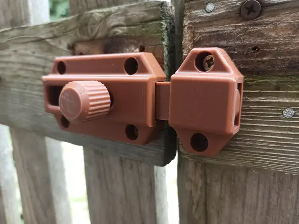 Latch - Latch with Locking Mechanism - Latching Latch - Latched latch