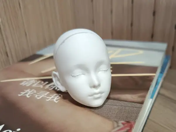 人型可动娃娃
