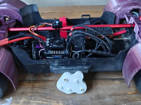 HobbyWing MAX8 G2S ESC Adapter for MJX 7303